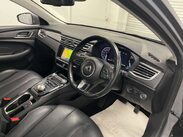 MG MG5 EXCLUSIVE 24