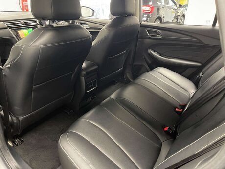 MG MG5 EXCLUSIVE 20