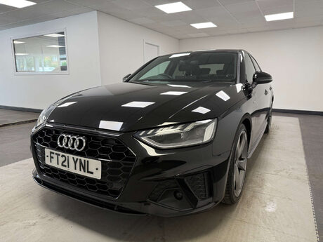 Audi A4 TFSI S LINE BLACK EDITION MHEV 5
