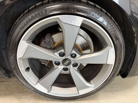 Audi A4 TFSI S LINE BLACK EDITION MHEV 37