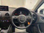 Audi A3 TDI SPORT NAV 19