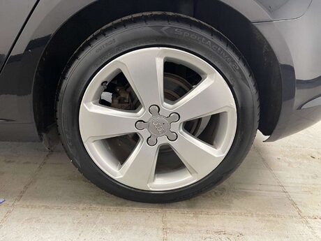 Audi A3 TDI SPORT NAV 14