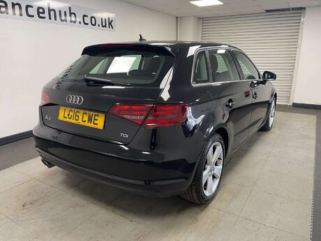 Audi A3 TDI SPORT NAV 8