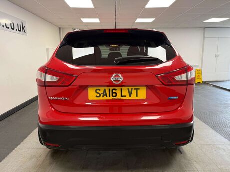 Nissan Qashqai DCI N-TEC PLUS 14