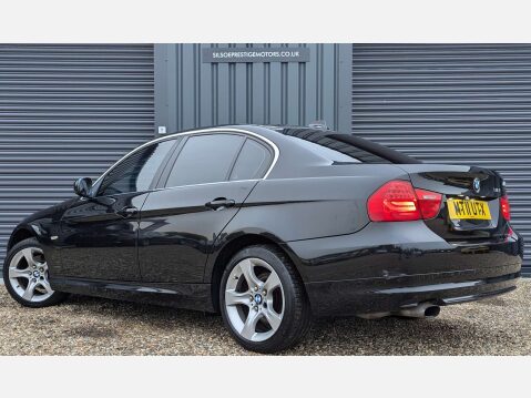 BMW 3 Series 2.0 318i Exclusive Edition Auto 4dr 2