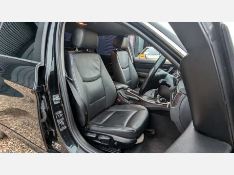 BMW 3 Series 2.0 318i Exclusive Edition Auto 4dr 19