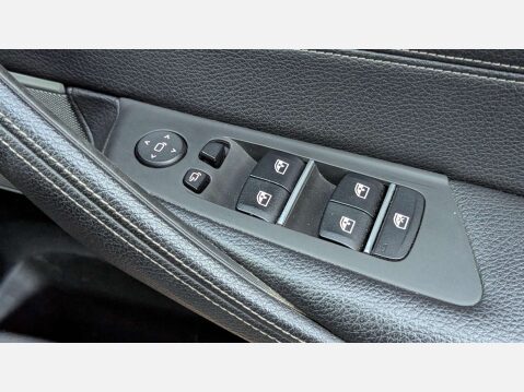 BMW 5 Series 3.0 540i xDrive M Sport Auto 4WD 4dr 31