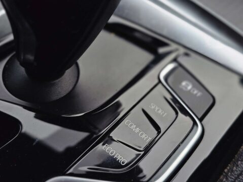 BMW 5 Series 3.0 540i xDrive M Sport Auto 4WD 4dr 32