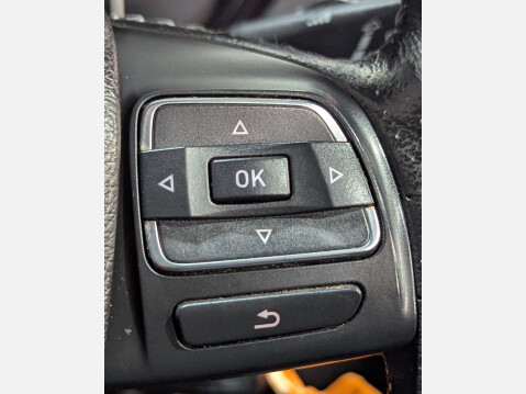 SEAT Leon 2.0 Leon Cupra R TSi 5dr 38
