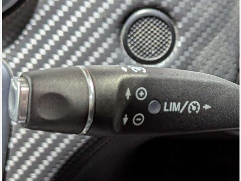 Mercedes-Benz A Class 2.1 A 220 D AMG Line Premium Auto 5dr 29