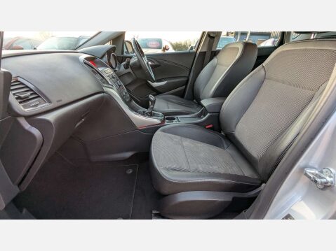 Vauxhall Astra 1.6 Astra SE 5dr 28