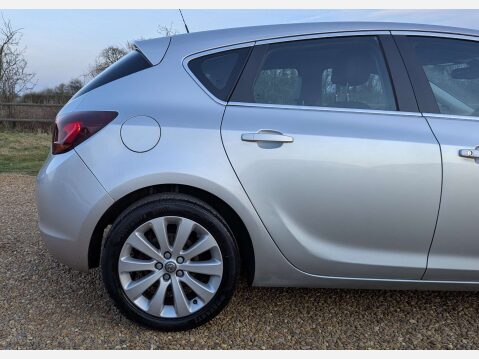 Vauxhall Astra 1.6 Astra SE 5dr 8