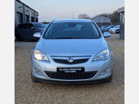 Vauxhall Astra 1.6 Astra SE 5dr 12