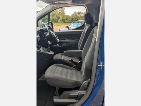Vauxhall Combo Life 1.5 Combo Life SE TD S/S 5dr 34