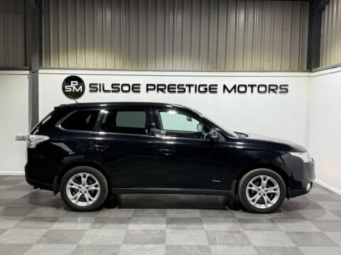 Mitsubishi Outlander 2.3 Outlander GX 4 DI-D Auto 4WD 5dr 8
