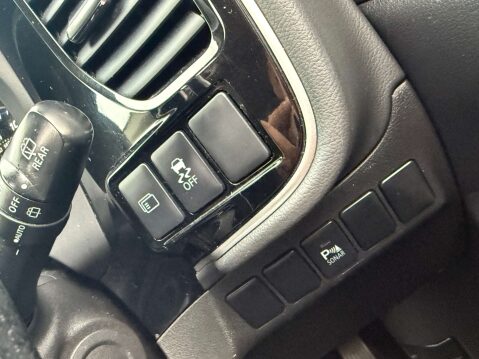 Mitsubishi Outlander 2.3 Outlander GX 4 DI-D Auto 4WD 5dr 38