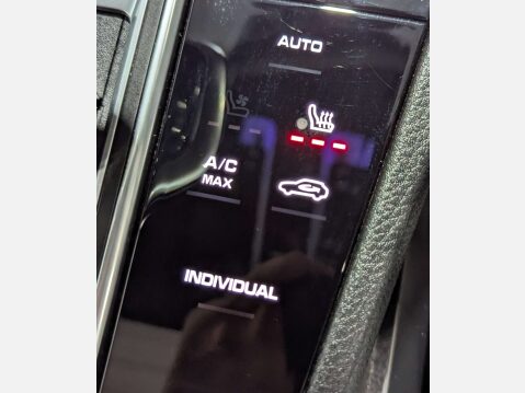 Porsche Cayenne 3.0 Cayenne V6 Auto 4WD 5dr 28