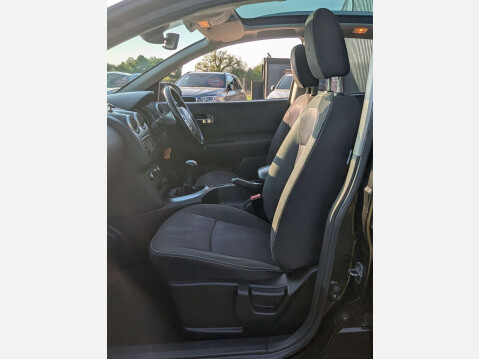 Nissan Qashqai 1.6 Qashqai N-Tec+ 5dr 14