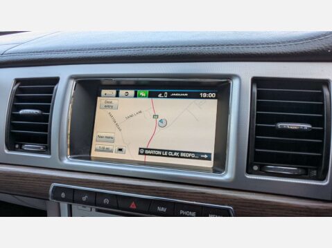 Jaguar XF 2.2 XF Luxury D Auto 5dr 42