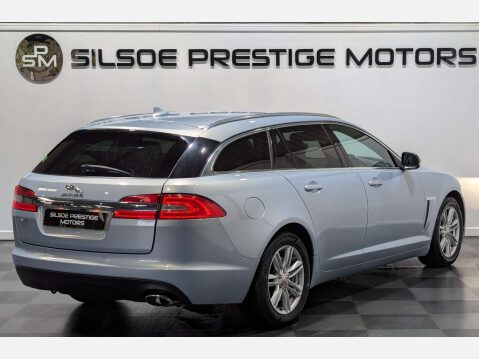 Jaguar XF 2.2 XF Luxury D Auto 5dr 12