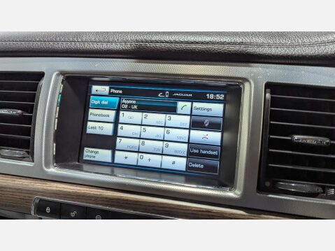 Jaguar XF 2.2 XF Luxury D Auto 5dr 44