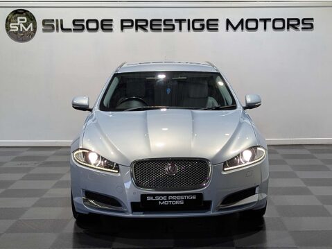 Jaguar XF 2.2 XF Luxury D Auto 5dr 4