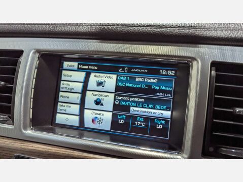 Jaguar XF 2.2 XF Luxury D Auto 5dr 40