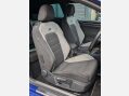 Volkswagen Golf 2.0 Golf R DSG 4WD 3dr 19
