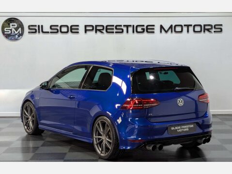 Volkswagen Golf 2.0 Golf R DSG 4WD 3dr 8