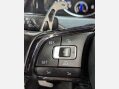 Volkswagen Golf 2.0 Golf R DSG 4WD 3dr 26