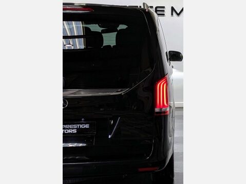 Mercedes-Benz V Class 2.1 V250 Sport Bluetec Auto 5dr 11