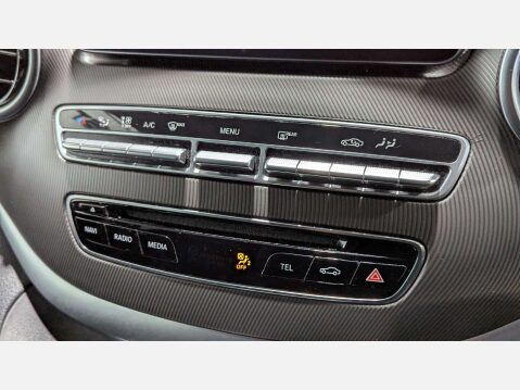 Mercedes-Benz V Class 2.1 V250 Sport Bluetec Auto 5dr 36