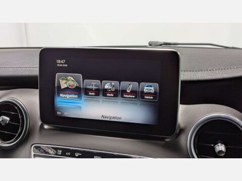 Mercedes-Benz V Class 2.1 V250 Sport Bluetec Auto 5dr 38