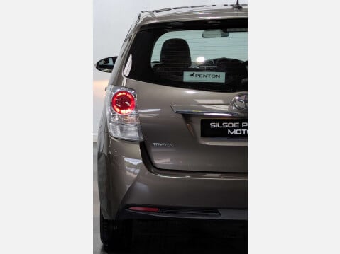 Toyota Verso 1.6 Verso Icon TSS Valvematic 5dr 9