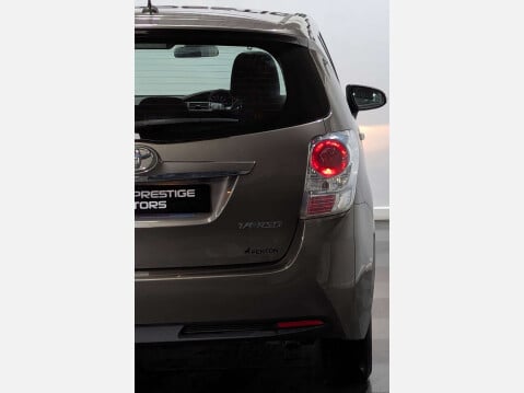 Toyota Verso 1.6 Verso Icon TSS Valvematic 5dr 11