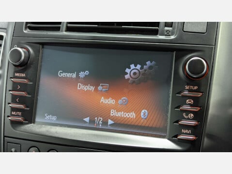 Toyota Verso 1.6 Verso Icon TSS Valvematic 5dr 41