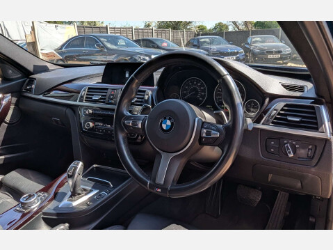 BMW 3 Series 3.0 335d xDrive M Sport Shadow Edition Auto 4WD 5dr 19