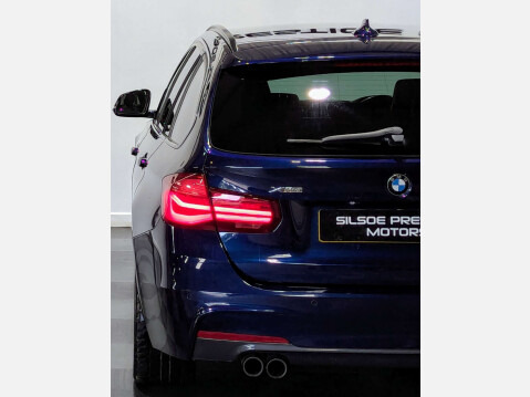 BMW 3 Series 3.0 335d xDrive M Sport Shadow Edition Auto 4WD 5dr 9