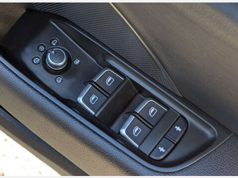 Audi A3 2.0 S3 Quattro Semi-Auto 4WD 4dr 18
