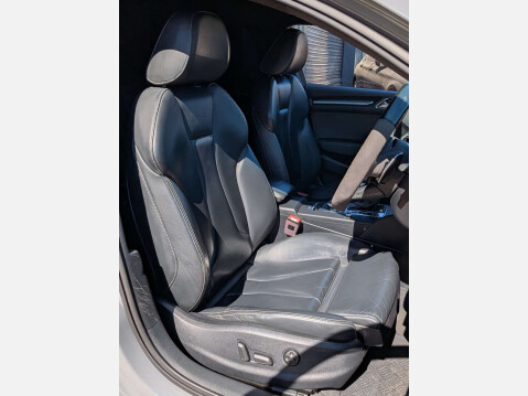 Audi A3 2.5 RS 3 TFSI Quattro Semi-Auto 4WD 4dr 18