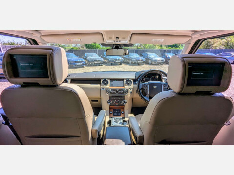Land Rover Discovery 3.0 Discovery Landmark SDV6 Auto 4WD 5dr 50