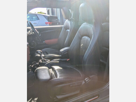 Mini Hatch 2.0 John Cooper Works Auto 3dr 31