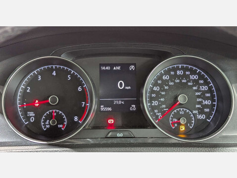 Volkswagen Golf 1.5 Golf SE Nav TSi Evo 5dr 32