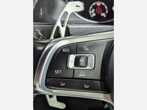Volkswagen Golf 2.0 Golf GTD Semi-Auto 5dr 30