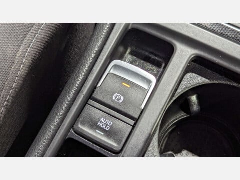 Volkswagen Golf 2.0 Golf GTD Semi-Auto 5dr 34