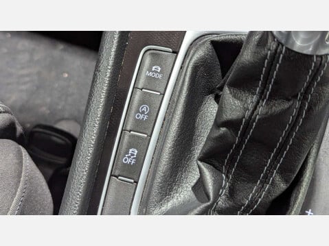 Volkswagen Golf 2.0 Golf GTD Semi-Auto 5dr 36