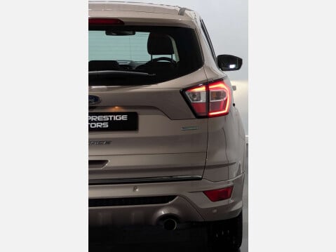 Ford Kuga 1.5 Kuga Vignale 4x4 Auto 4WD 5dr 11