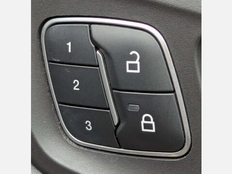 Ford Kuga 1.5 Kuga Vignale 4x4 Auto 4WD 5dr 26