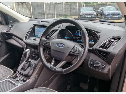 Ford Kuga 1.5 Kuga Vignale 4x4 Auto 4WD 5dr 29