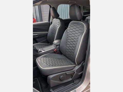 Ford Kuga 1.5 Kuga Vignale 4x4 Auto 4WD 5dr 32